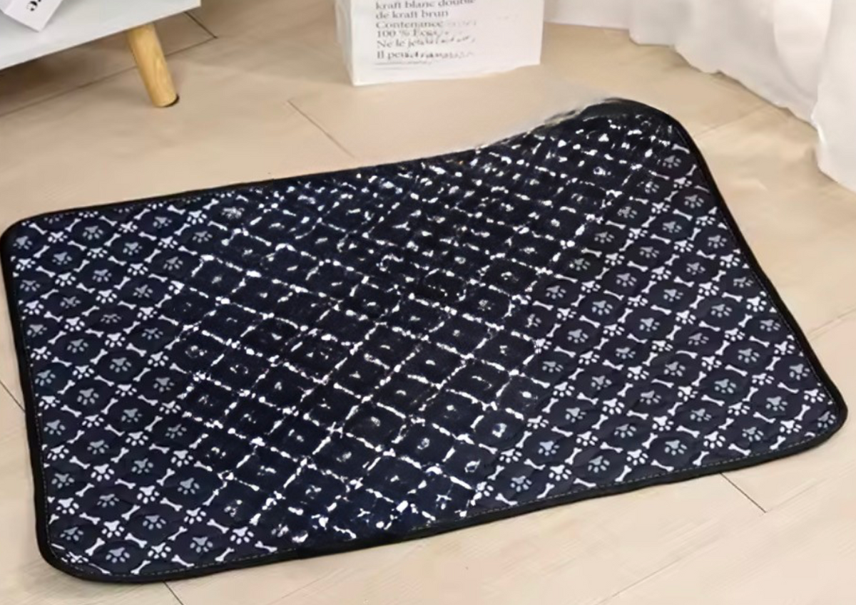 Absorbent pet mat – Leak and odor resistant